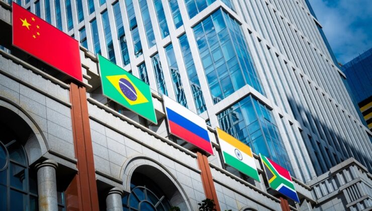 Trump’tan BRICS ülkelerine yüzde 10 gümrük vergisi uyarısı