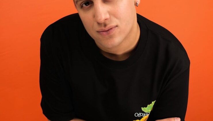 Mert Yaralı, Tiyatronun Yükselen Yıldızı!