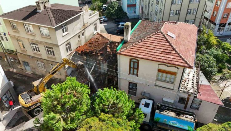 İlkadım Belediyesi Metruk Bina Yıkımlarına Kararlılıkla Devam Ediyor