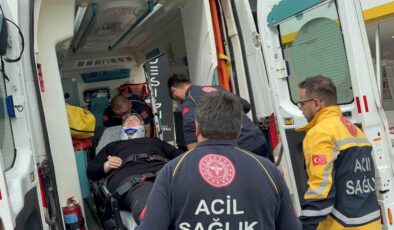 Samsun Tekkeköy’de Dolmuş Kaza Yaptı: İki Yolcu Yaralandı