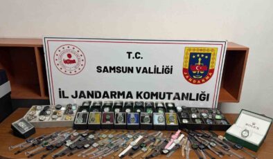 Samsun’da Kaçak Saat Operasyonu: 1 Milyon TL’lik Saat Ele Geçirildi!