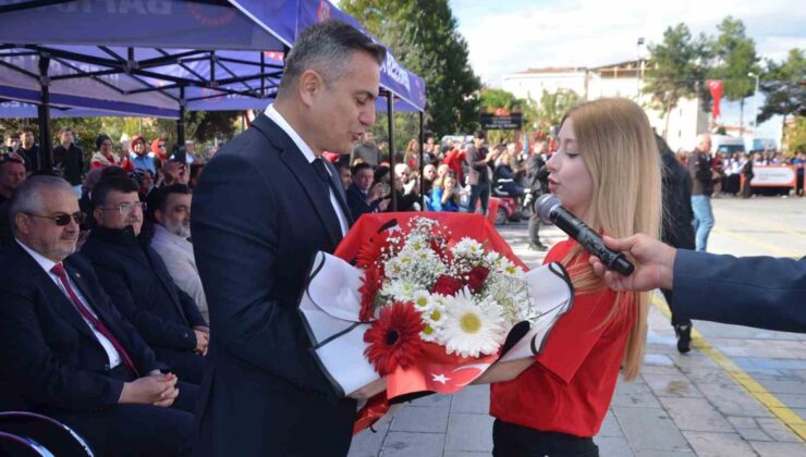 Bafra 15 Temmuz Meydanı’nda Cumhuriyetin 102. Yılı Coşkusu!