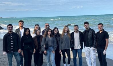 Samsun’da Üniversitelilerden 102. Yıl Cumhuriyet Temizliği!