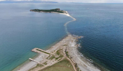 Kuraklık ve Tarih Bir Arada: Van Gölü’nün Derinliklerinden Çıkan Sır