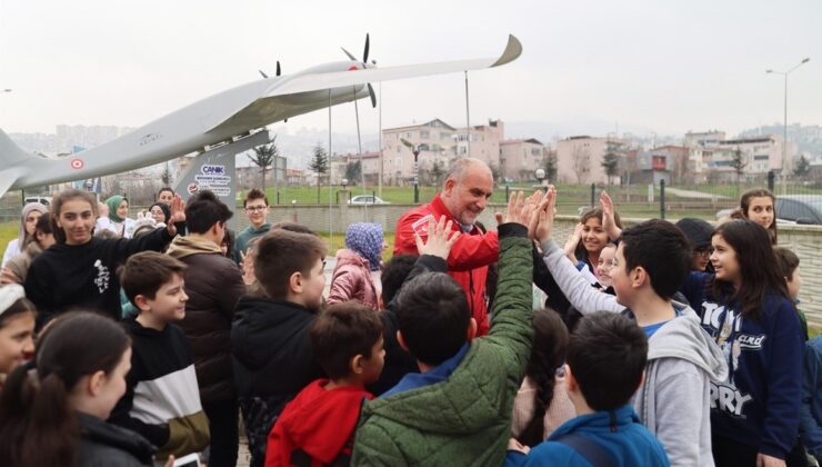 Özel Öğrenciler Özdemir Bayraktar Kampüsü’nde Bilimle Buluştu