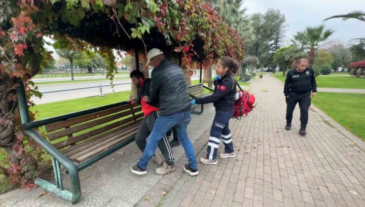 Parkta Sızan Alkollü Şahıs Hastaneye Kaldırıldı