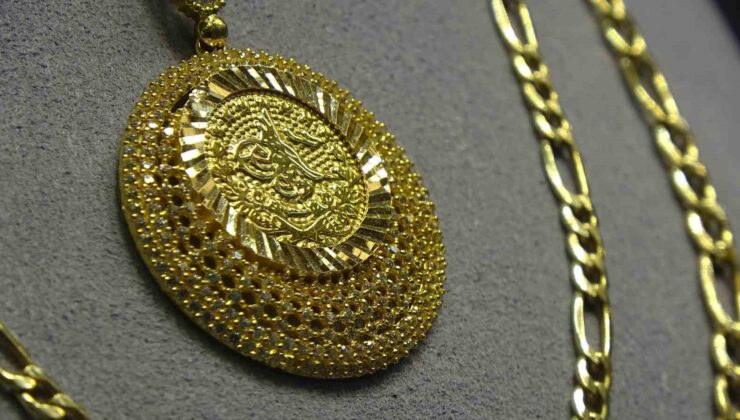 Altın, Yılın Şampiyonu: Yatırımcısına %98 Kazandırdı!