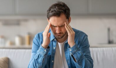 Mevsim Geçişi Alarmı: Baş Ağrısı ve Migrene Dikkat!