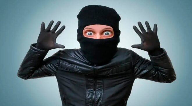 Yaşam Koçluğu Kıskacında Kayıt Dışı Para Trafiği: Dövizler Yurtdışına Akıyor!