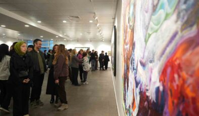 Akademisyen Metin Eker’den OMÜ’nün 50. Yılına Özel “38/50: Retro-Perspektif” Sergisi