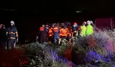 Çanakkale’de Dur İhtarına Uymayan Araç Dehşet Saçtı: 5 Ölü, 1 Yaralı