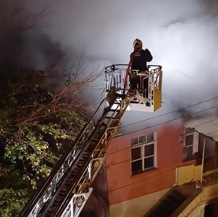 Bayburt’un tarihi Galer Hamamı restorasyon beklerken bakımsızlık nedeniyle yıkılma tehlikesiyle karşı karşıya kaldı.