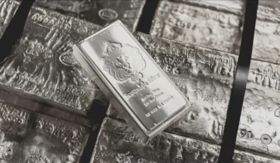 Gümüşten Tarihi Rekor: Ons Gümüş 67 Doları Aştı