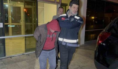 Samsun’da üvey oğlunu bıçaklayarak öldüren baba tutuklandı