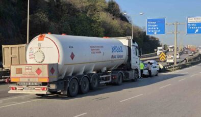 Samsun’da Korku Dolu Dakikalar: Önce Otomobil Devrildi, Sonra LPG Tankeri Çarptı!