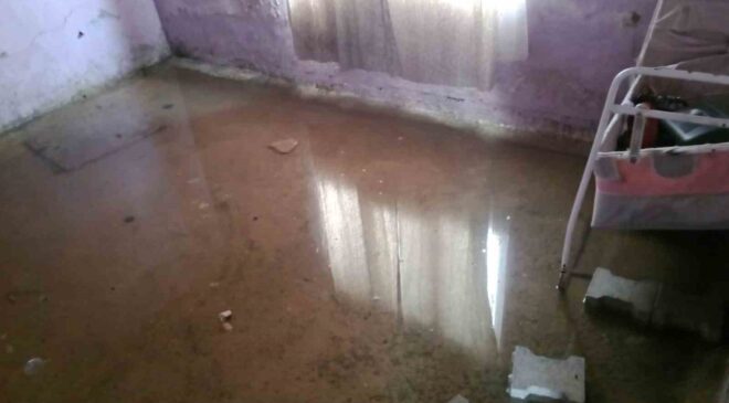 Evlerini Su Basan Aile Geçici Olarak Lojmana Yerleştirildi