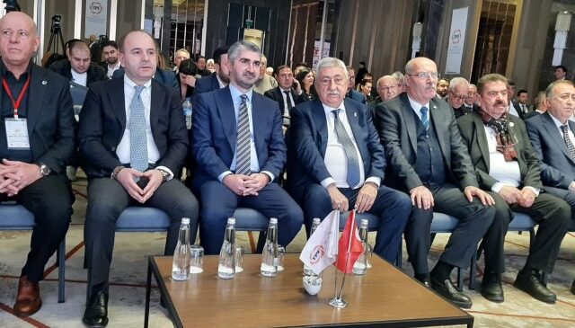 Pazar Günleri Marketlerin Kapalı Olması Çalıştayda Masaya Yatırıldı