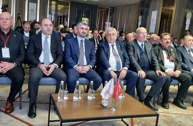 Pazar Günleri Marketlerin Kapalı Olması Çalıştayda Masaya Yatırıldı