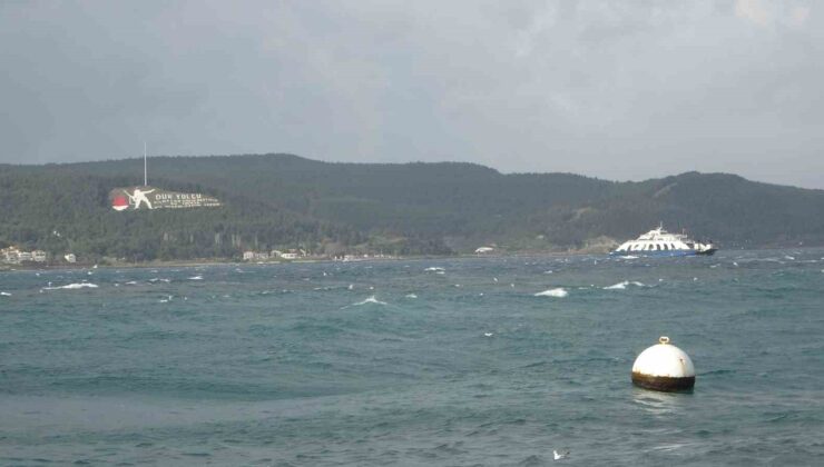 Çanakkale Boğazı’nda Lodos Esareti: Gemi Trafiği Çift Yönlü Durduruldu!