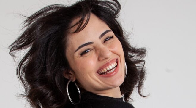 Mimariden Sahneye: Elif Aslan!