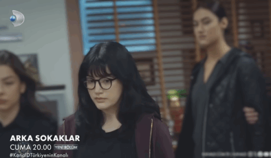 Yedi Yaşında Perde Açıldı: Yasemin Ece Erçetin