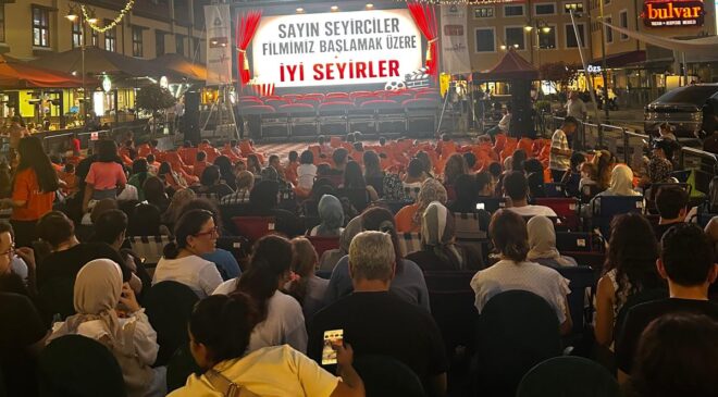 Samsun Bulvar AVM’de Açık Hava Sinema Günleri yoğun ilgiyle başladı